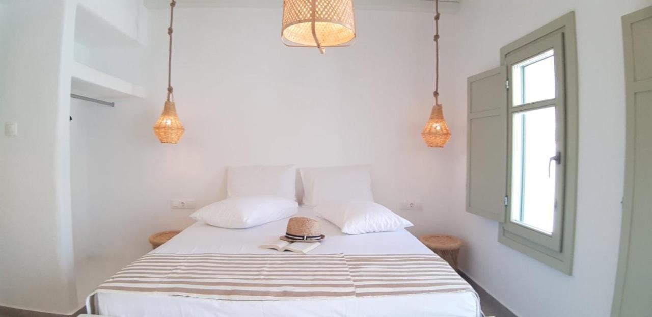 Erisimo Hotel Ejáli Szoba fotó